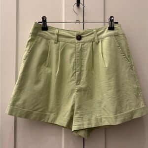 Light Green Women's High-Waist Pleated Shorts